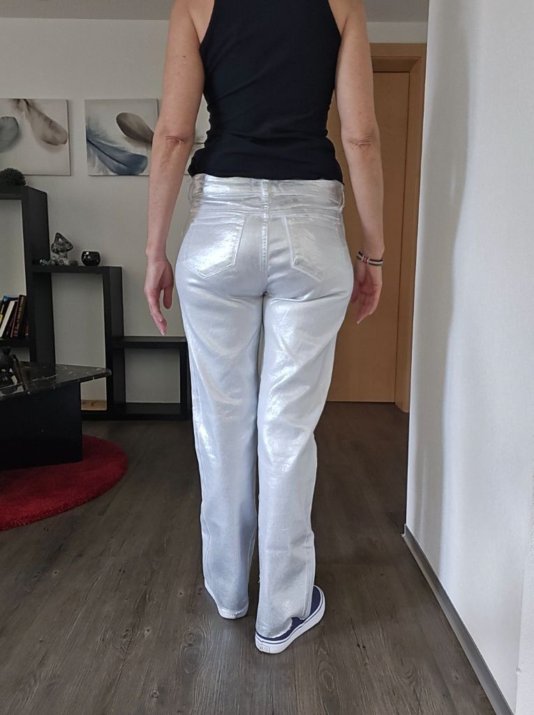 Jeans: Silberne Jeans Hose – Usato da St. Niklaus VS venduto da BrittaR 4