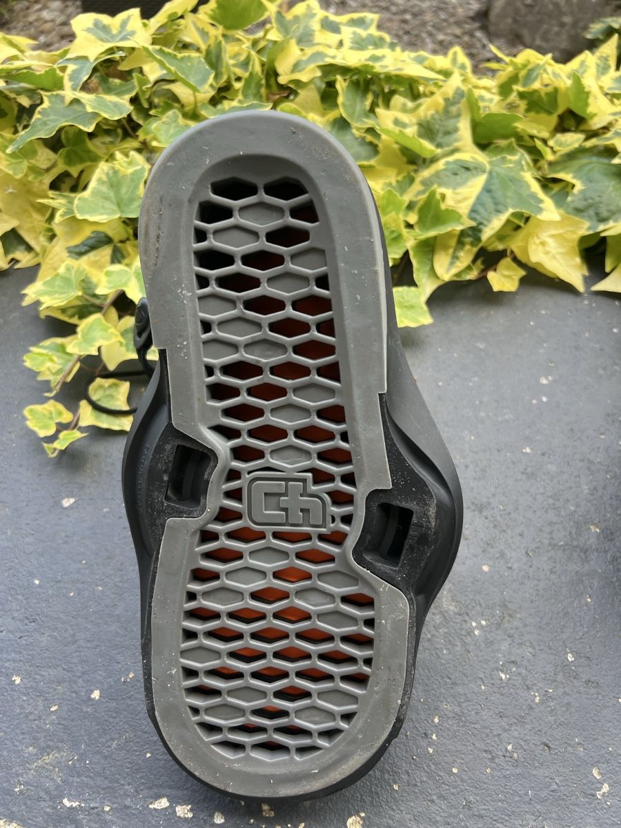 Tavole da surf e di nuoto: Liquid Force TAO Wakeboard Bindung – Usato da Hitzkirch venduto da YvesEscher 1