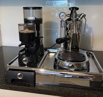La Pavoni Espresso-Center (Kaffeemaschine mit Mühle)
