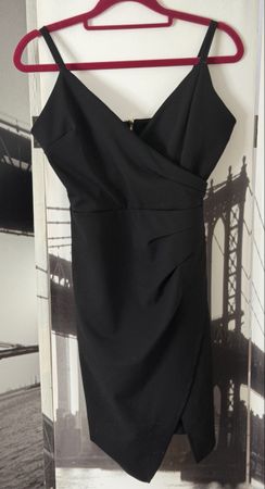 Abito nero elegante - perfetto per le feste!