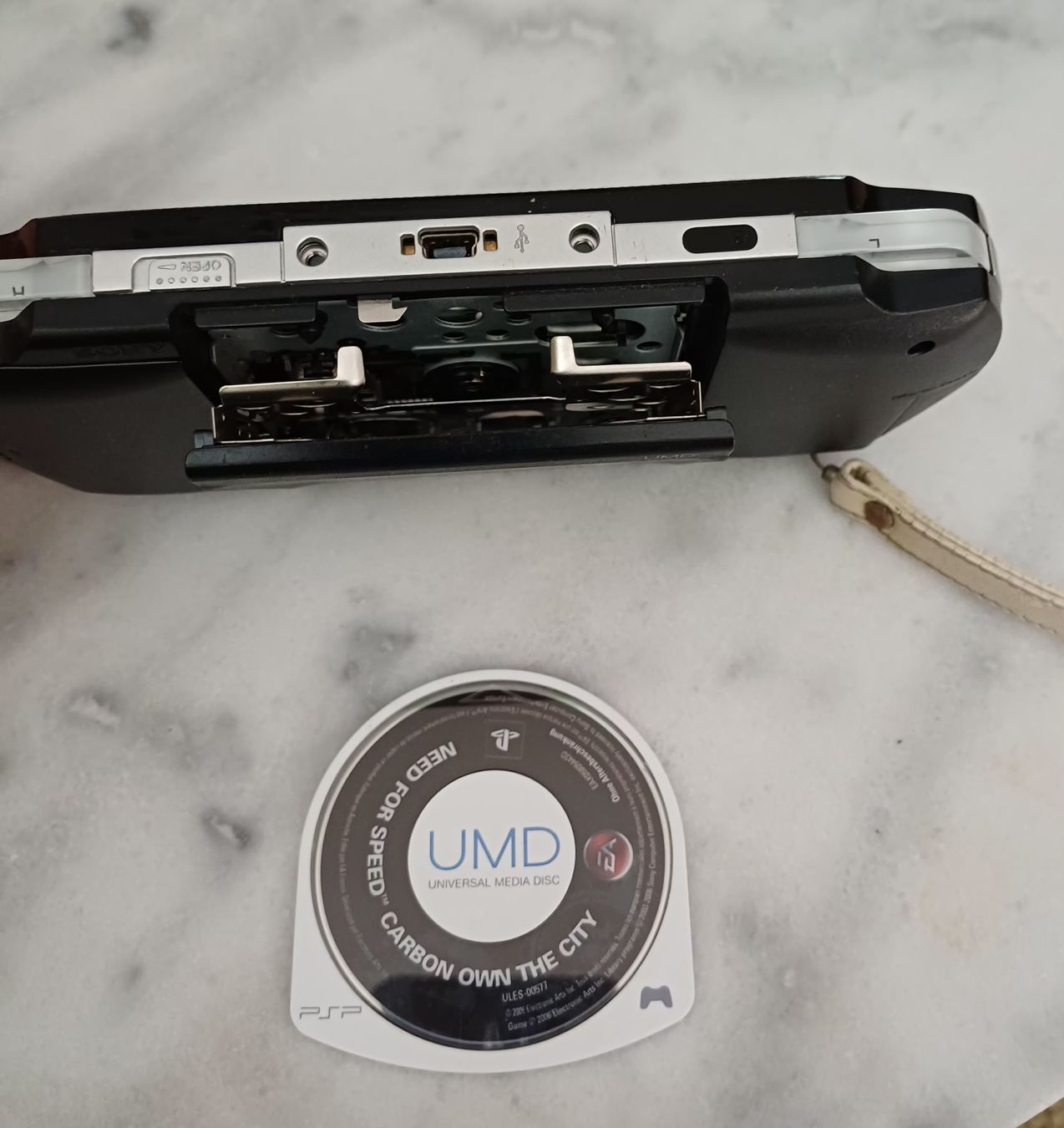 Sony Console: Sony PSP 1004 Schwarz mit Ladekabel – Usato da campascio venduto da cipollino01 3