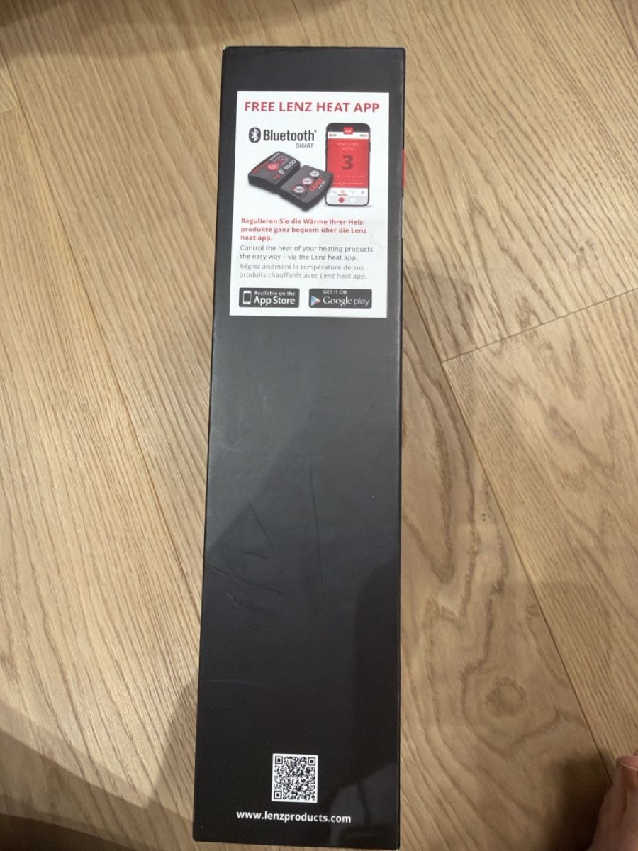 Caricabatterie: Lenz Lithium Pack rcb 1800 mit 2 Sets Heizsystemen – Usato da Ennetbaden venduto da Katiusia 2