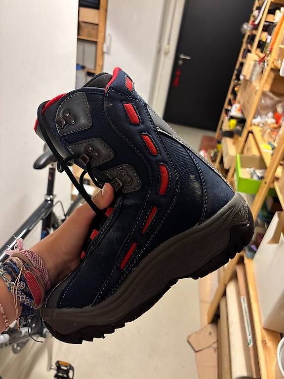 Herrenschuhe: Snowboard Schuhe – Gebraucht aus Meilen von larakuppel 1