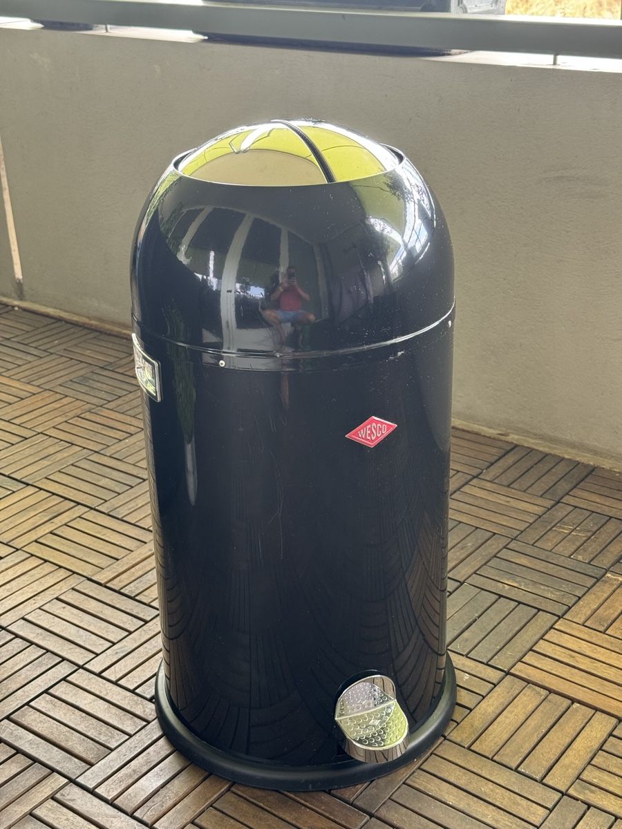 Wesco Poubelles: Wesco Kickmaster Mülleimer 33L – D'occasion à Basel par Steffox 1