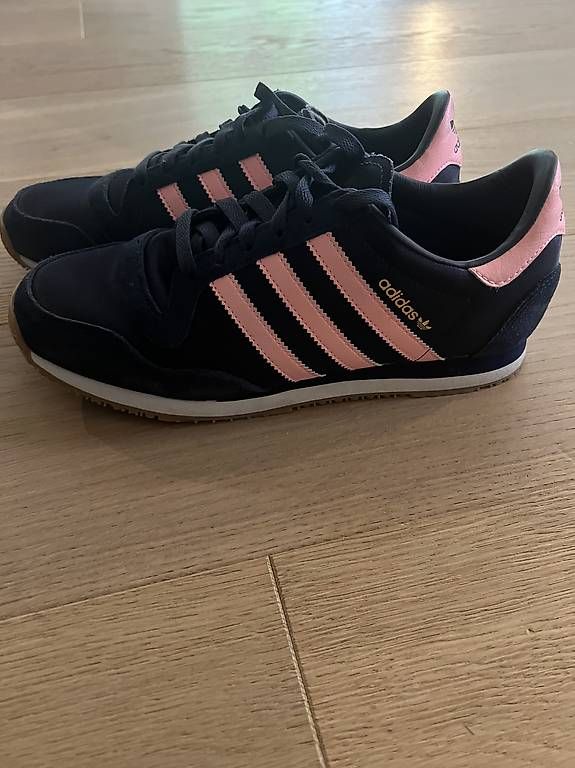 Damenschuhe: Adidas Sneaker Galaxy OG – Gebraucht aus Romoos von sus_cnq5 1