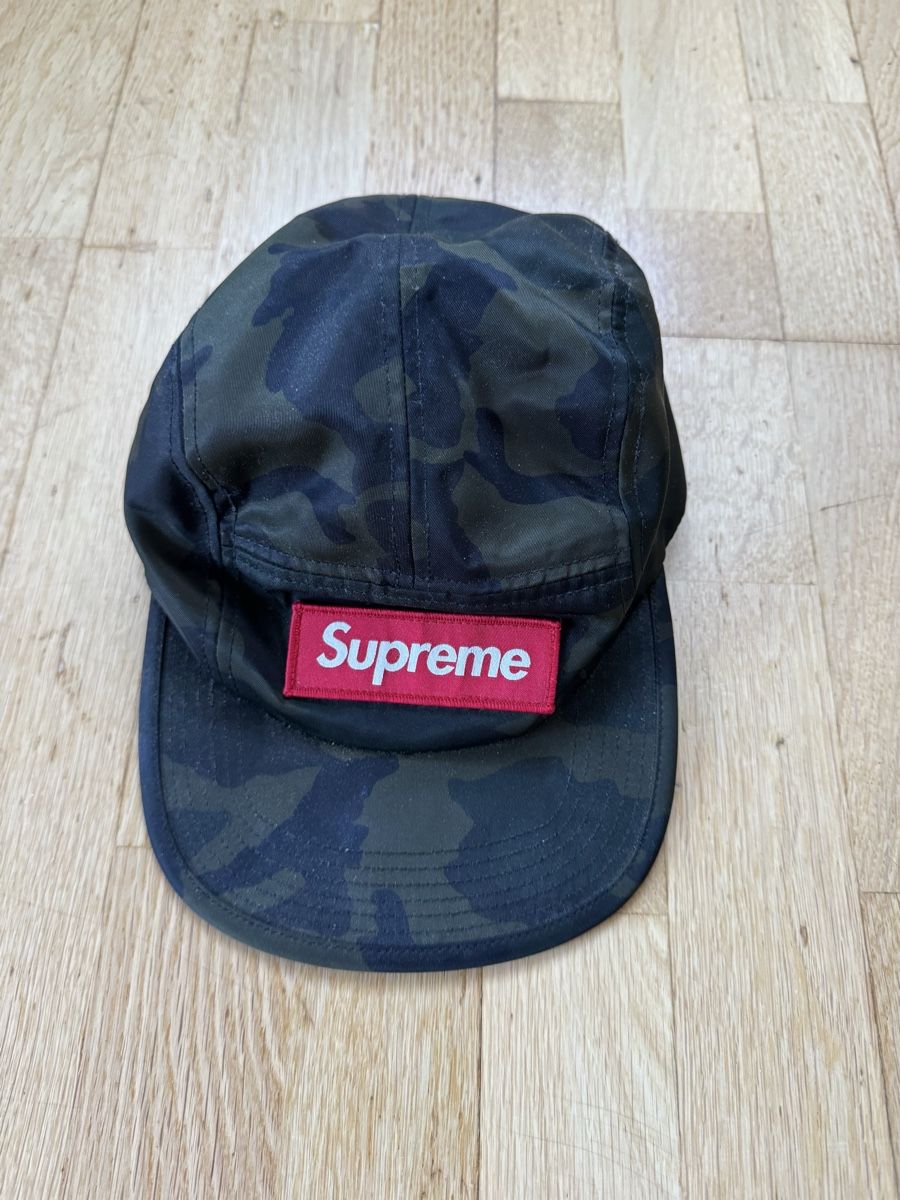 Supreme Chapeaux, bonnets & casquettes: Supereme 5-panel Cap – D'occasion à Bern par and_9b9q