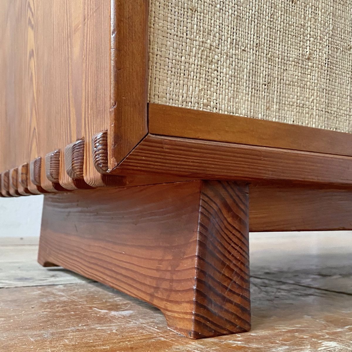 Cassettiere: Sideboard mit Seegras Schiebetüren Kommode im Sproll Stil – Usato da Wetzikon ZH venduto da Deuxieme.shop 2