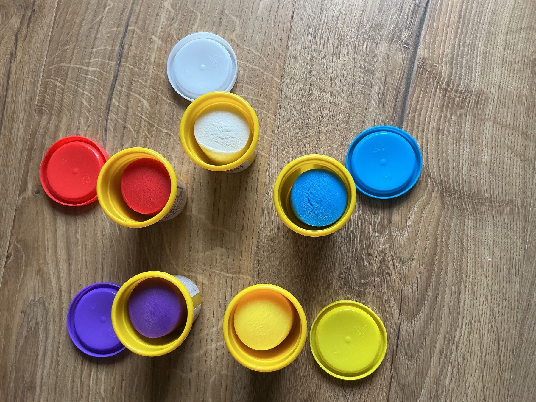 Materiale per modellare: Crea Mania Plasticine 5 Colours – Nuovo (secondo la descrizione) da Brugg AG venduto da Magna3 2