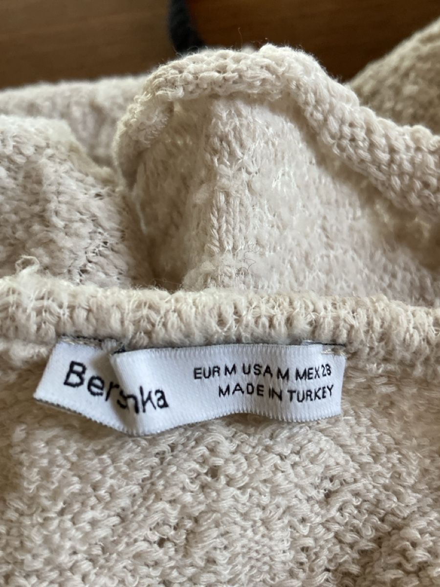 Pullover & Sweatshirts: Pullover Grösse M – Gebraucht aus Unterentfelden von Lavach 1