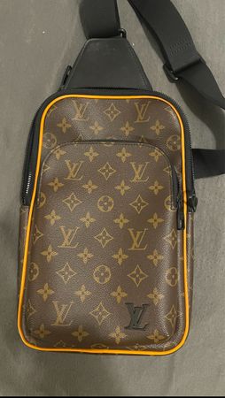 Sling Bag Louis Vuitton ￼