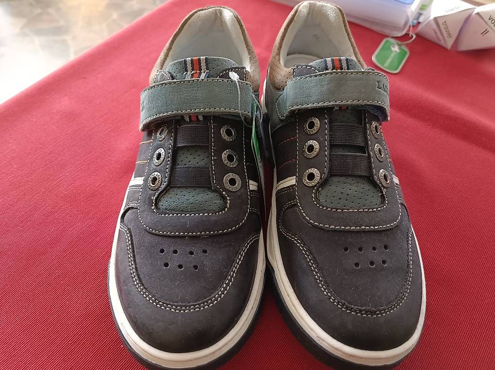 Scarpe per ragazzi: neue Lederschuhe Größe 35 – Nuovo (secondo la descrizione) da Laupersdorf venduto da sebel2007 2