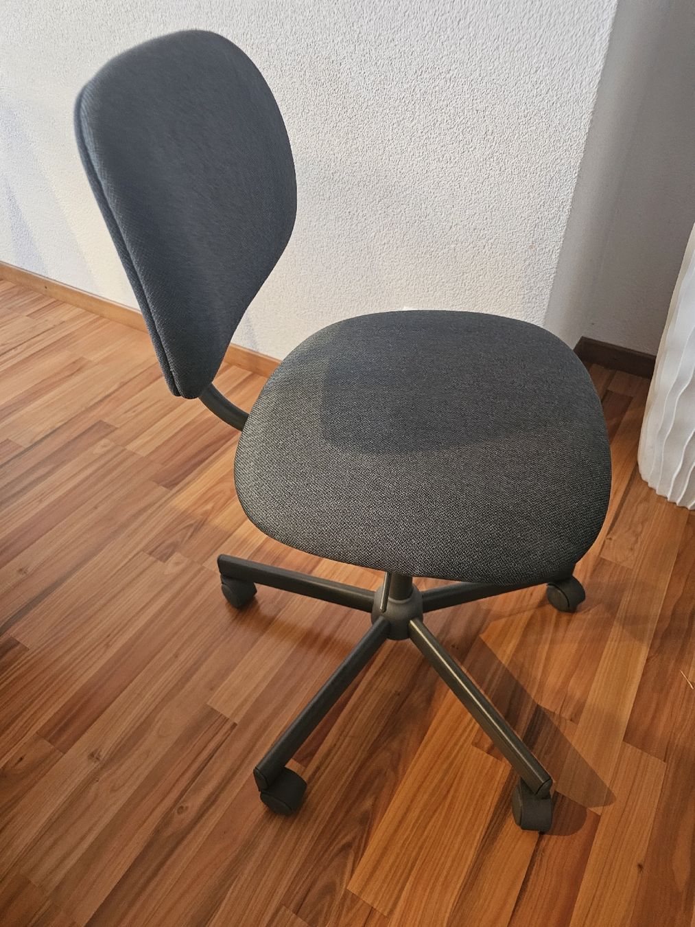 Ikea Sedie: Bürostuhl IKEA grau – Usato da Gossau SG venduto da lexa7219 1