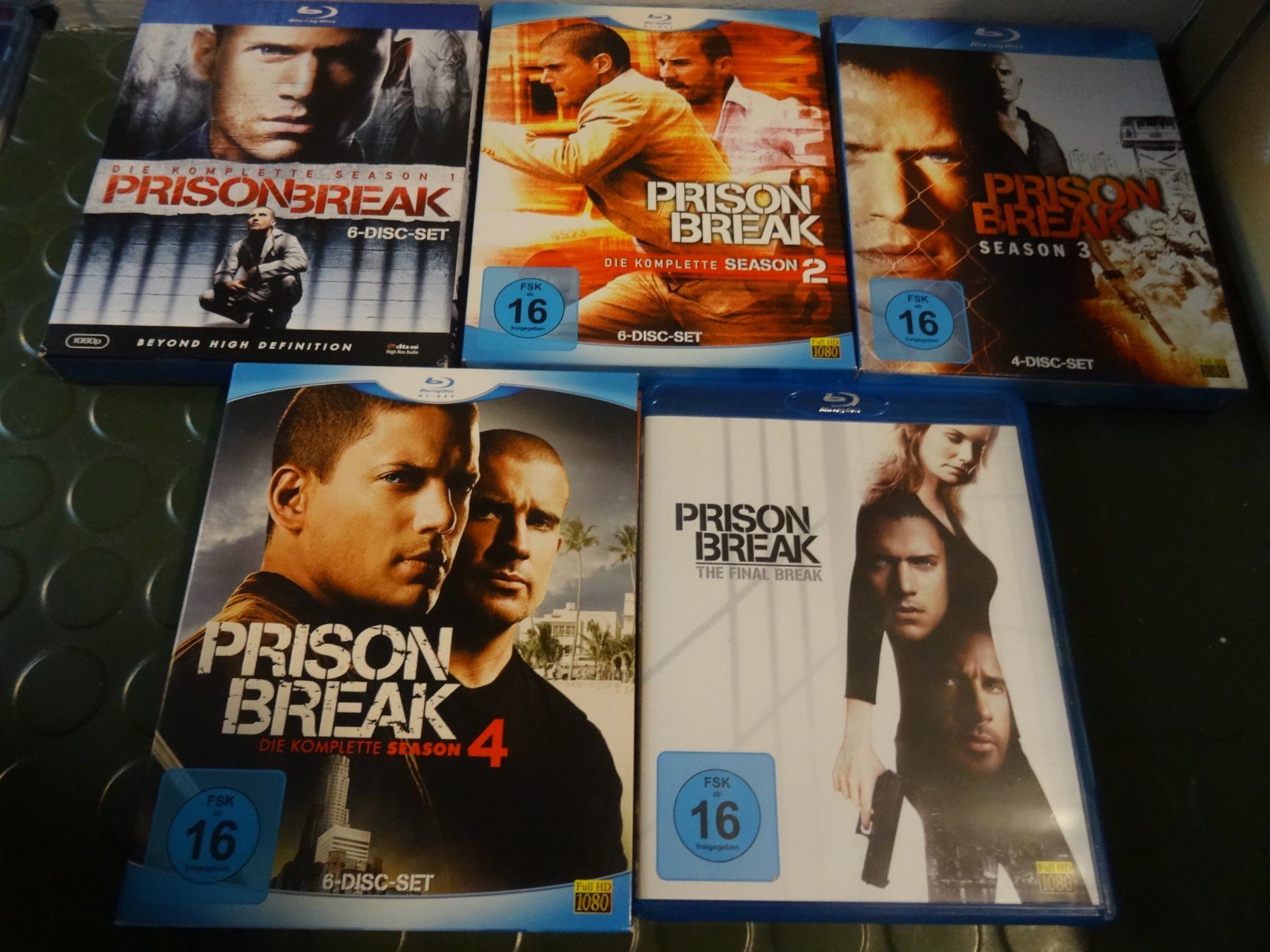 Tutti i DVDs: Prison Break Blu-ray Staffel 1-4 & The Final Break – Usato da Olten venduto da Disc-Verkauf