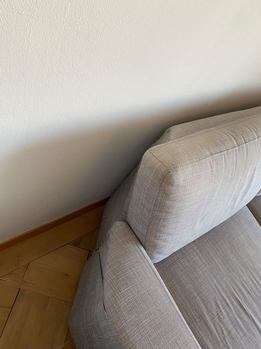 Divani: Grey 2 Seater Sofa - Used  – Usato da Zürich venduto da yis_h2ms 2