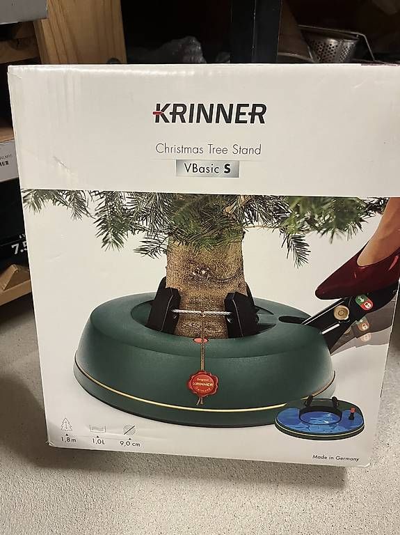 Krinner Basi per albero di Natale: Krinner Christbaumständer VBasic S 1.8m 9cm 1.0L neu – Usato da Illnau venduto da Camponovos