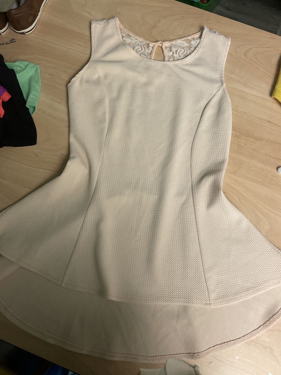 Vestiti: Süsses Sommerkleid Gr.36 – Usato da Obergerlafingen venduto da cabo4