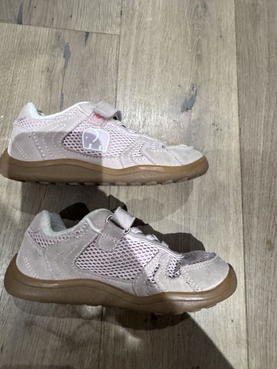 Elefanten Scarpe per ragazze: Elefanten Pink Sneakers, Size 27 – Usato da Zug venduto da axx3l 3