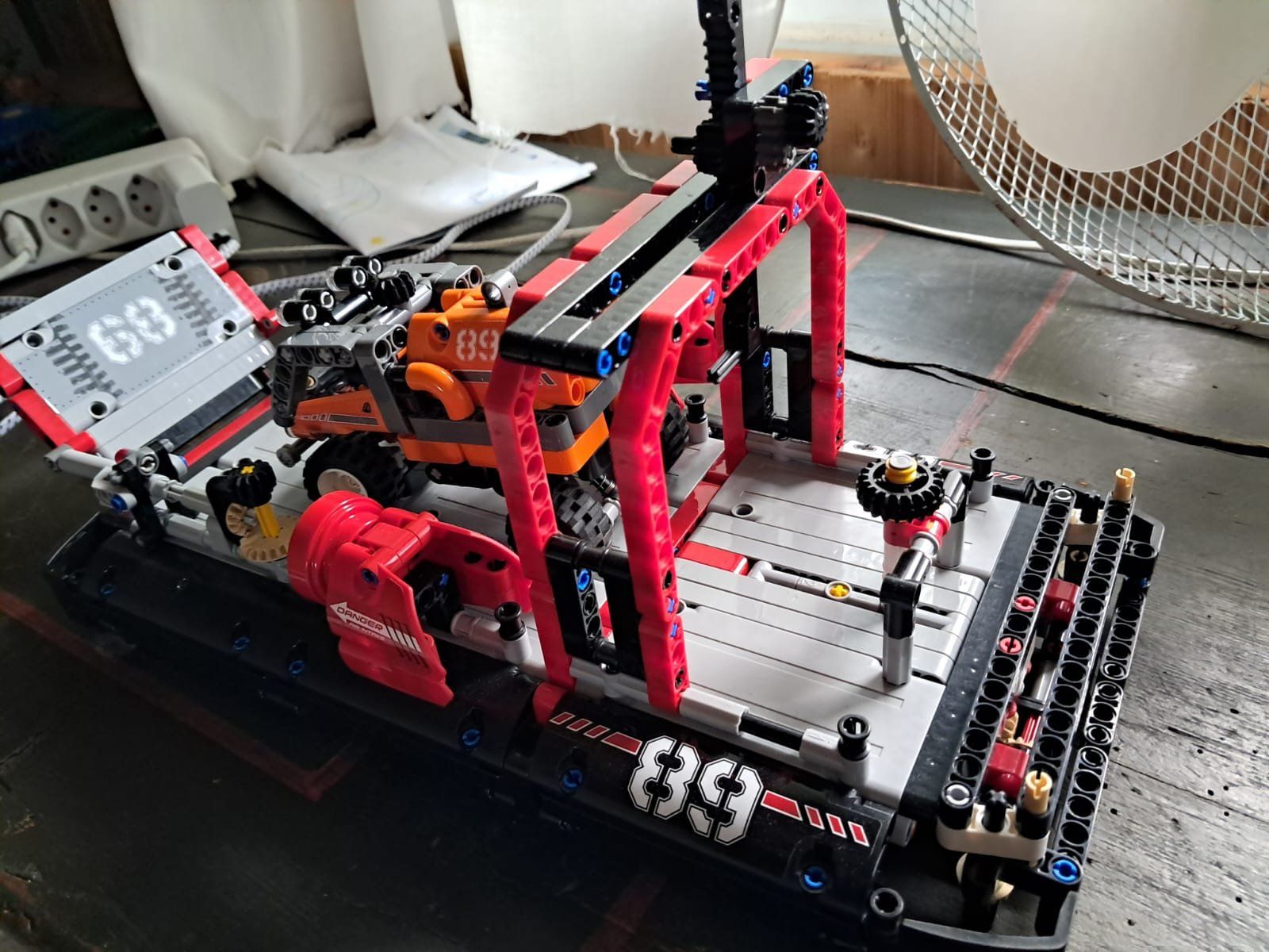 Technics Baukästen: 42076 LEGO Technic Luftkissenboot – Gebraucht aus Walzenhausen von AffHampi 1