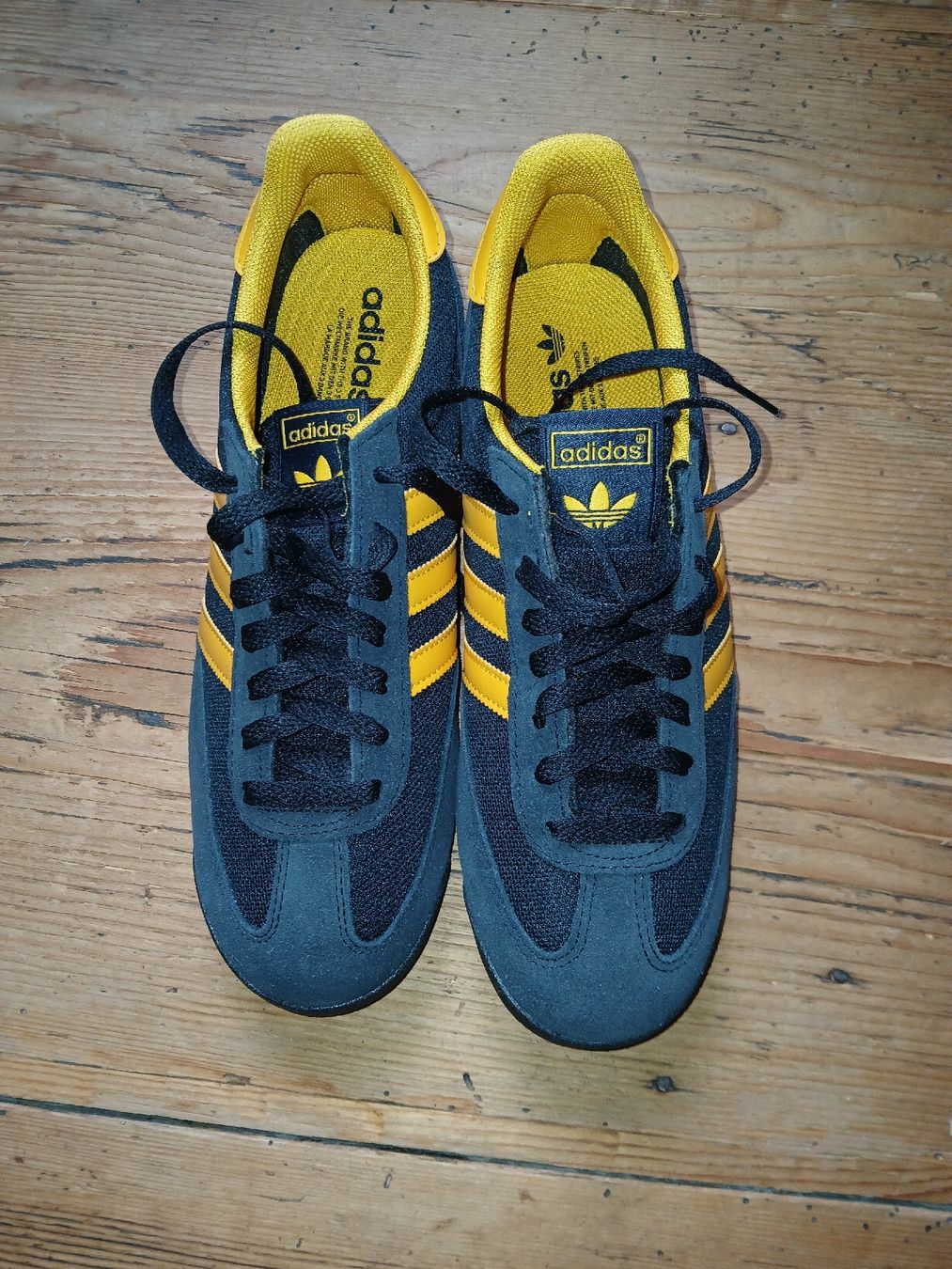 Adidas Scarpe da uomo: Adidas Schuhe – Nuovo (secondo la descrizione) da Zürich venduto da eva_m5ys