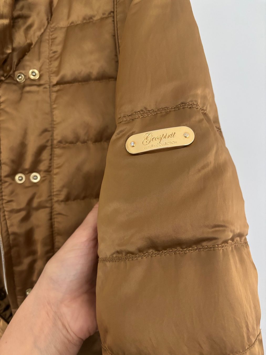 Giacche: Wunderschöne Geospirit Luxury Collection Daunenjacke Gr.S – Usato da Dielsdorf venduto da ncgarasi 4