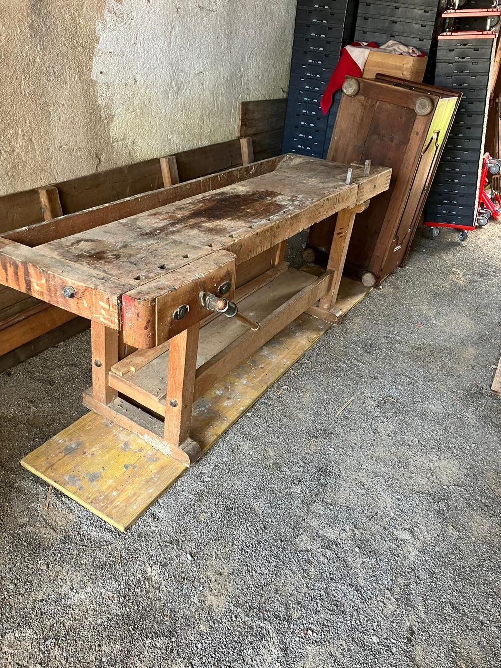 Werkbänke: Werkbank aus Holz – Gebraucht aus Illnau von oli_2yfk