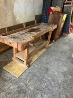 Werkbank aus Holz