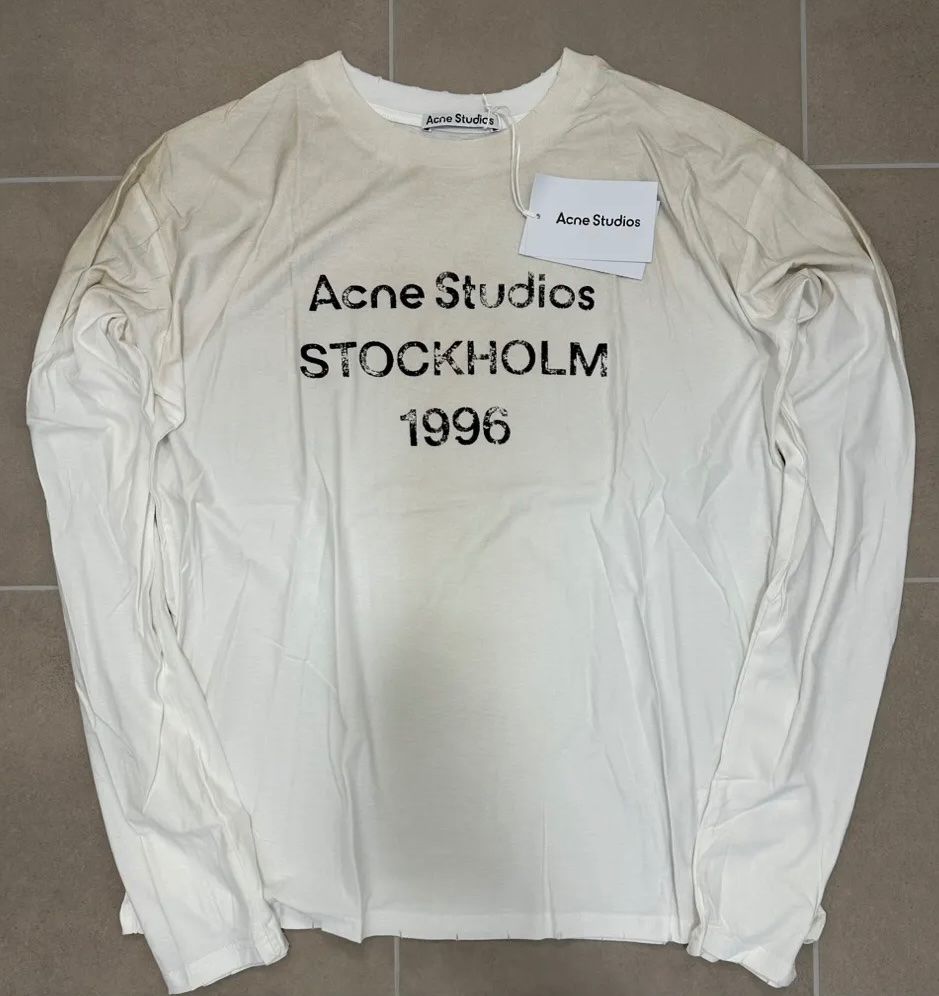 Acne Studios T-shirts: Acne Studios Longsleeve Gr. M, weiss – Neuf (Voir description) à Triesen par atos87