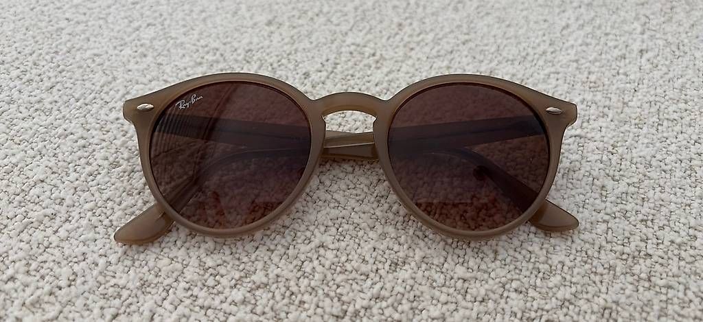 Occhiali & Lenti: Sonnenbrille Ray-Ban RB 2180 Braun Hell  – Usato da Birmensdorf ZH venduto da japaro