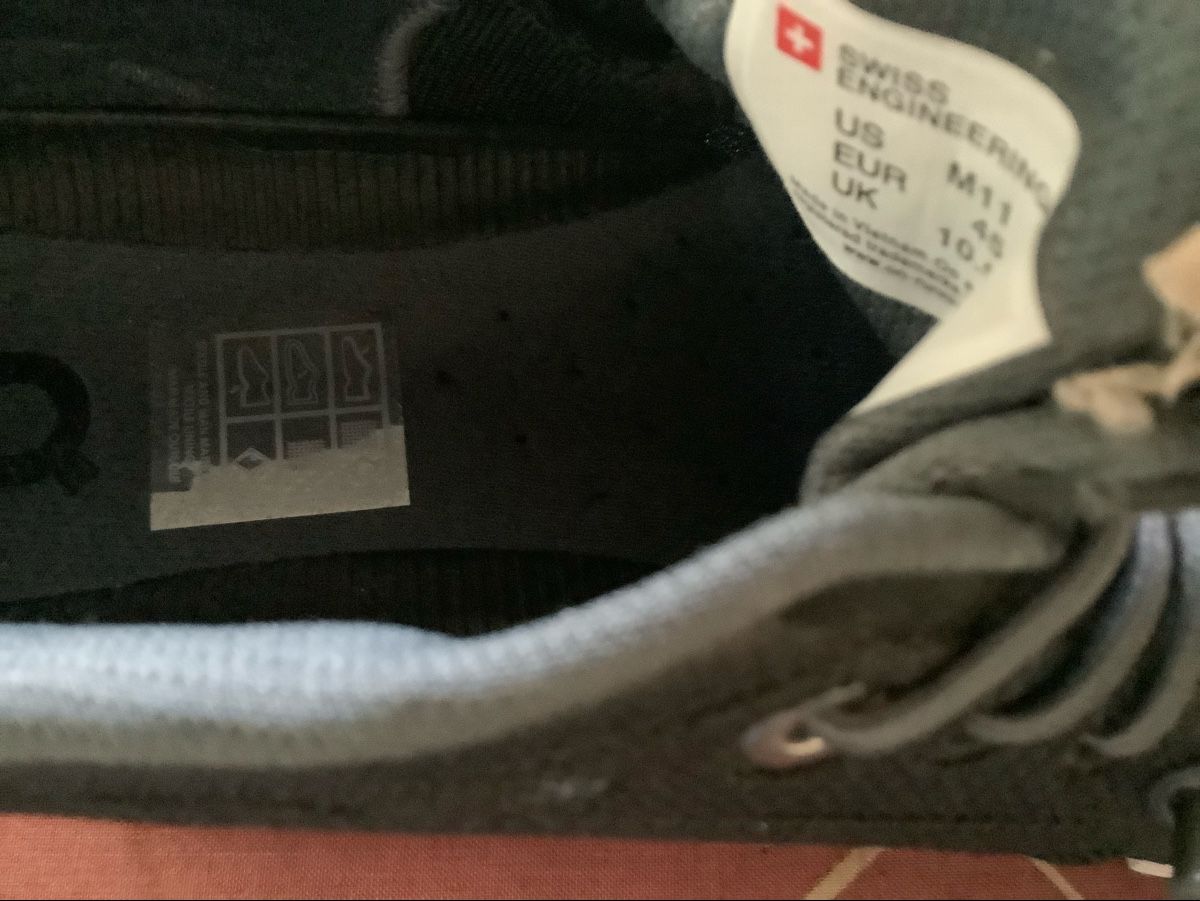 On Herrenschuhe: On Running Schuhe Cloud schwarz Grösse 45  – Gebraucht aus Biel-Benken BL von Lanma 3