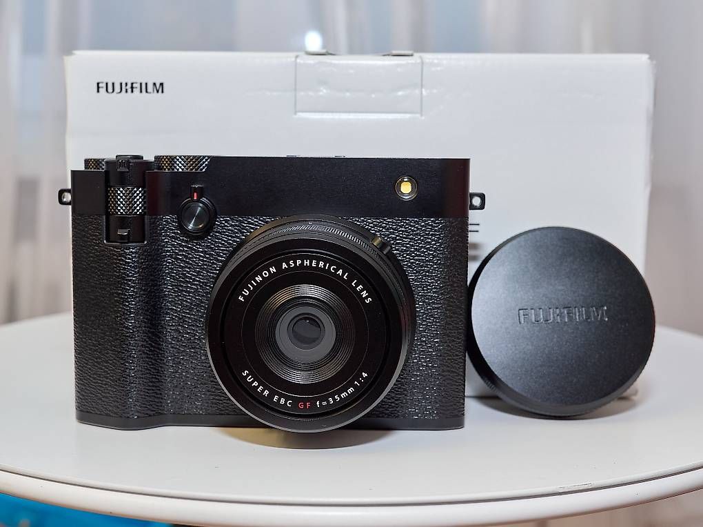 Fujifilm Appareil photo: FUJIFILM GFX100RF 102 MP – D'occasion à Sisseln AG par marcsschweiz