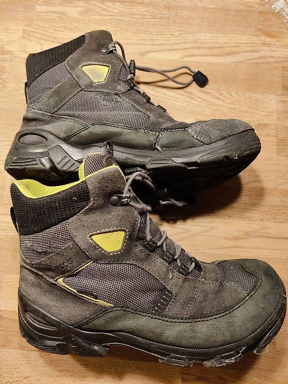 Scarpe per ragazzi: Winterschuhe Gr. 40 ECCO – Usato da Winterthur venduto da M.P.1972