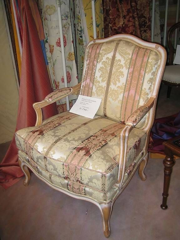 Sessel: Fauteuil Louis XV a moitié prix  – Gebraucht aus Genève von Pacoloco74