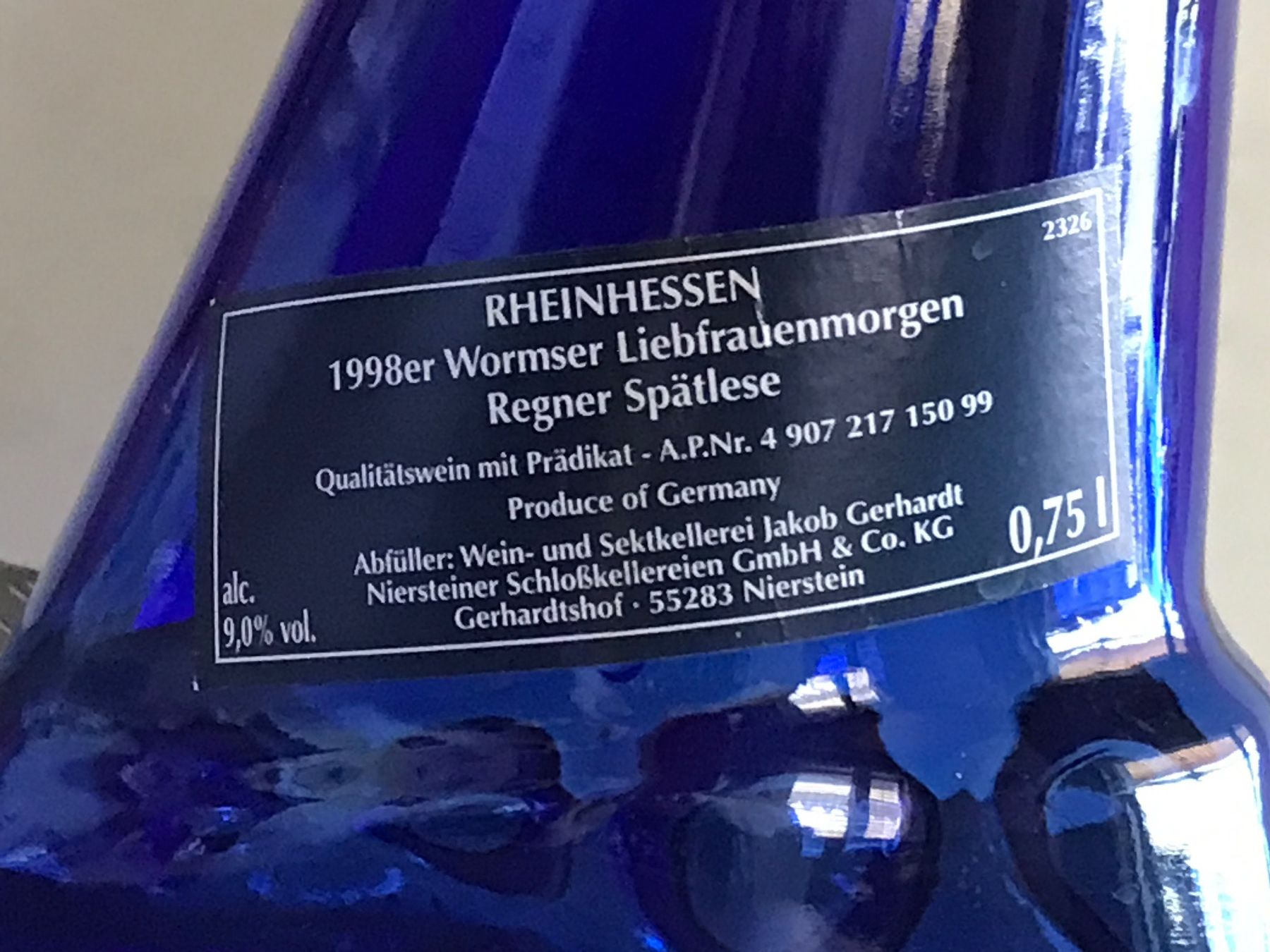 Bicchieri, Caraffe & Bottiglie: Flasche leer MILLENIUM-SILVESTER 2000 Spezialflasche 75 cl – Usato da Däniken SO venduto da allerlei54 7