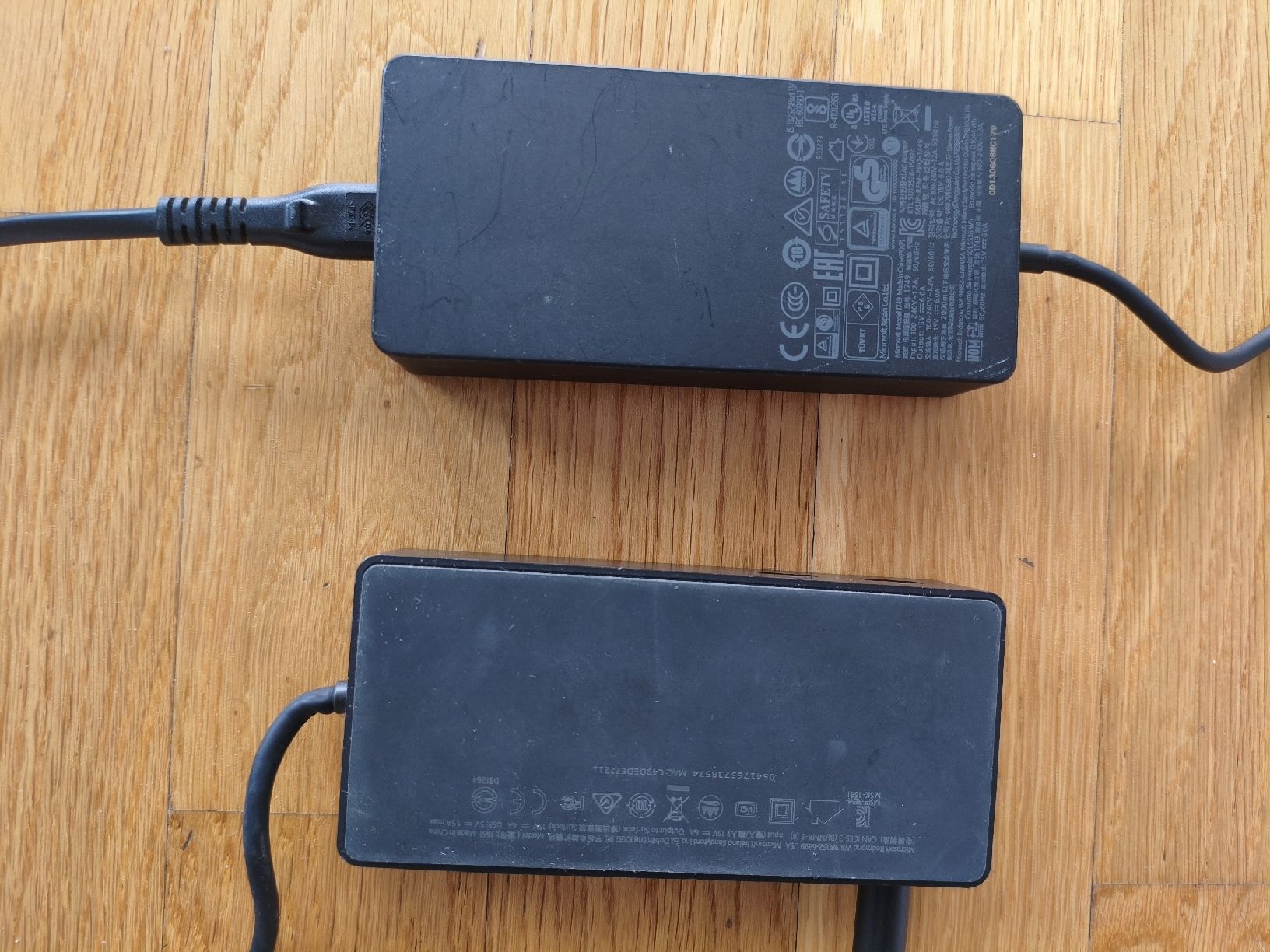 Microsoft Docking station: Microsoft Surface Dock 1661 inkl. original Netzteil 1749 / 9 – Usato da Altstätten SG venduto da Elio 1