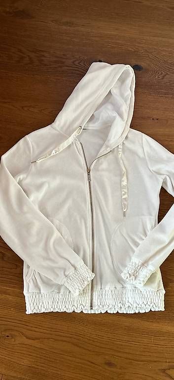 Jacken: Jacke Damen weiss Plüsch Gr.M – Gebraucht aus Gisikon von luz_l95s