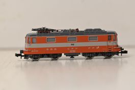 Re 4/4 Swiss Express  Trix Spur N , ohne OVP , läuft