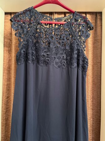 Dunkelblaues Festkleid  Gr. 48