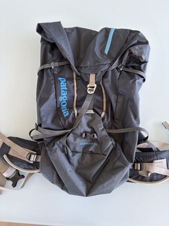 Patagonia ascentionist 45 liter