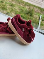 Chaussures Puma bordeaux à nœud, taille 22 - parfaites !