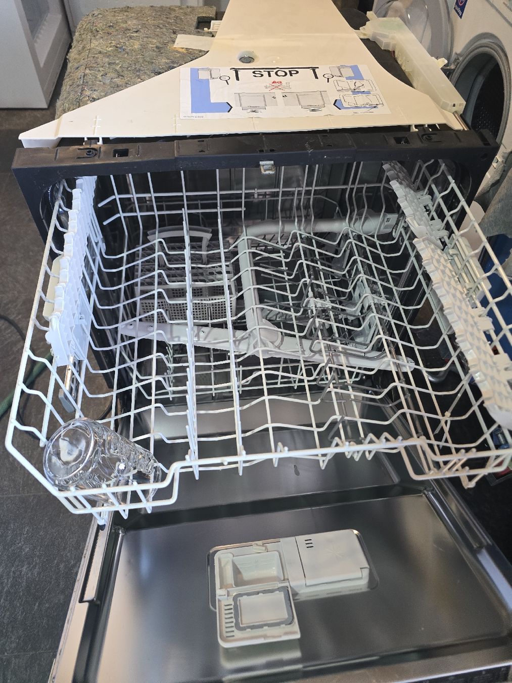 V-Zug Lavastoviglie: ZUG ADORA S BREIT 60Cm – Usato da Oberburg venduto da B-2 3