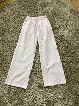 Leichte Sommerhose grösse XS rosa weiss gestreift