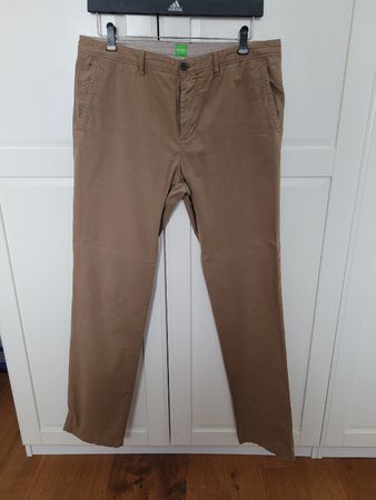 Hugo Boss Hosen Chinohosen / Grösse 98