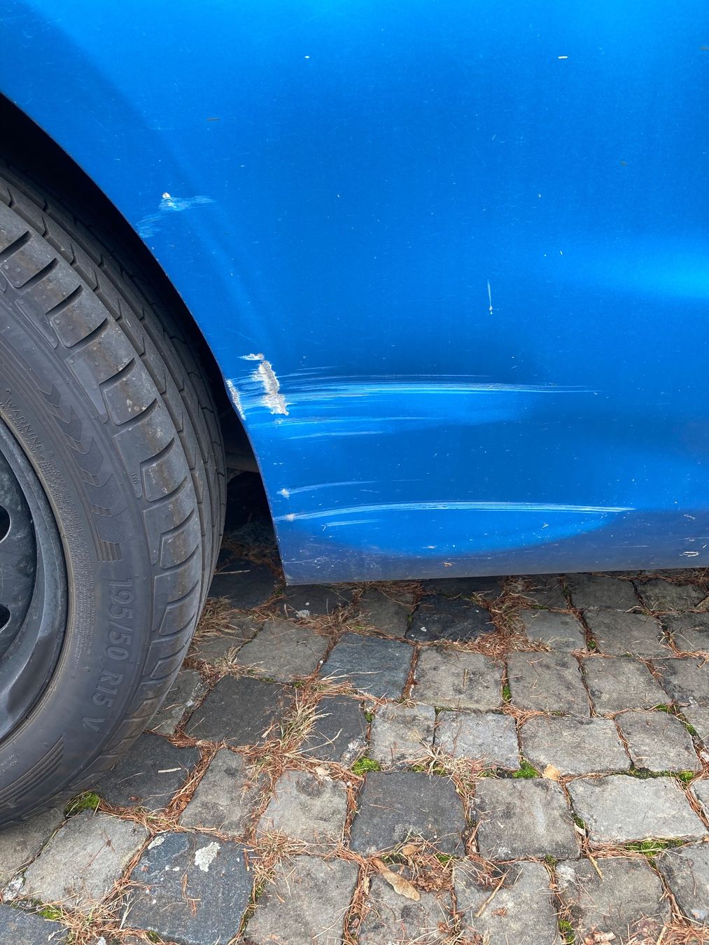 Ford Automobili: Hübscher kleiner Ford Ka – Usato da Rebstein venduto da Billiwald 5