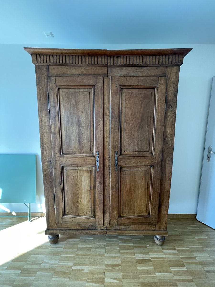 Schränke: Armoire alsacienne – Gebraucht aus Neuchâtel von ada_5l2y