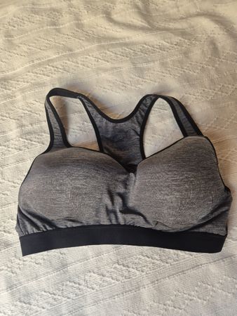 Sport BH Fila grau schwarz Grösse L guter Zustand