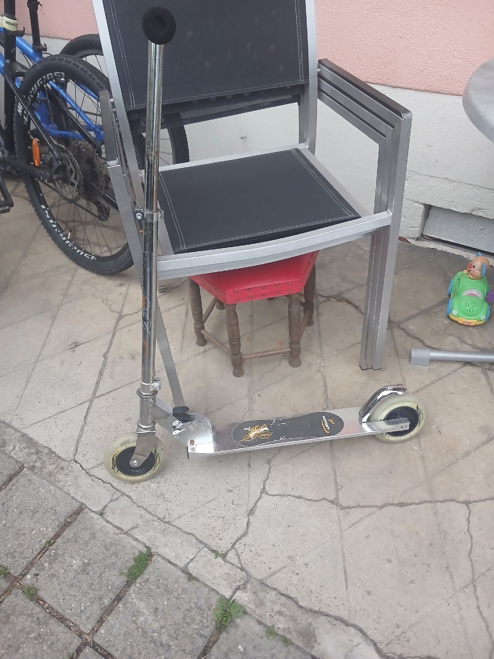 Kickboard: Kinder Trotti Silber – D'occasion à Pieterlen par Ya0527yl 1