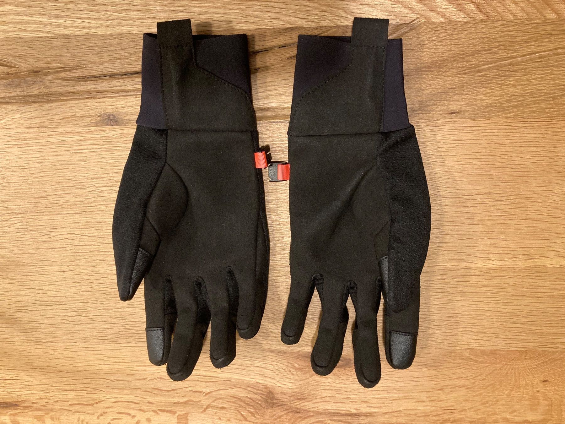 Mammut Guanti & manicotti: Astro Glove Allround-Handschuhe Mammut – Usato da Brugg AG venduto da Skialper 1
