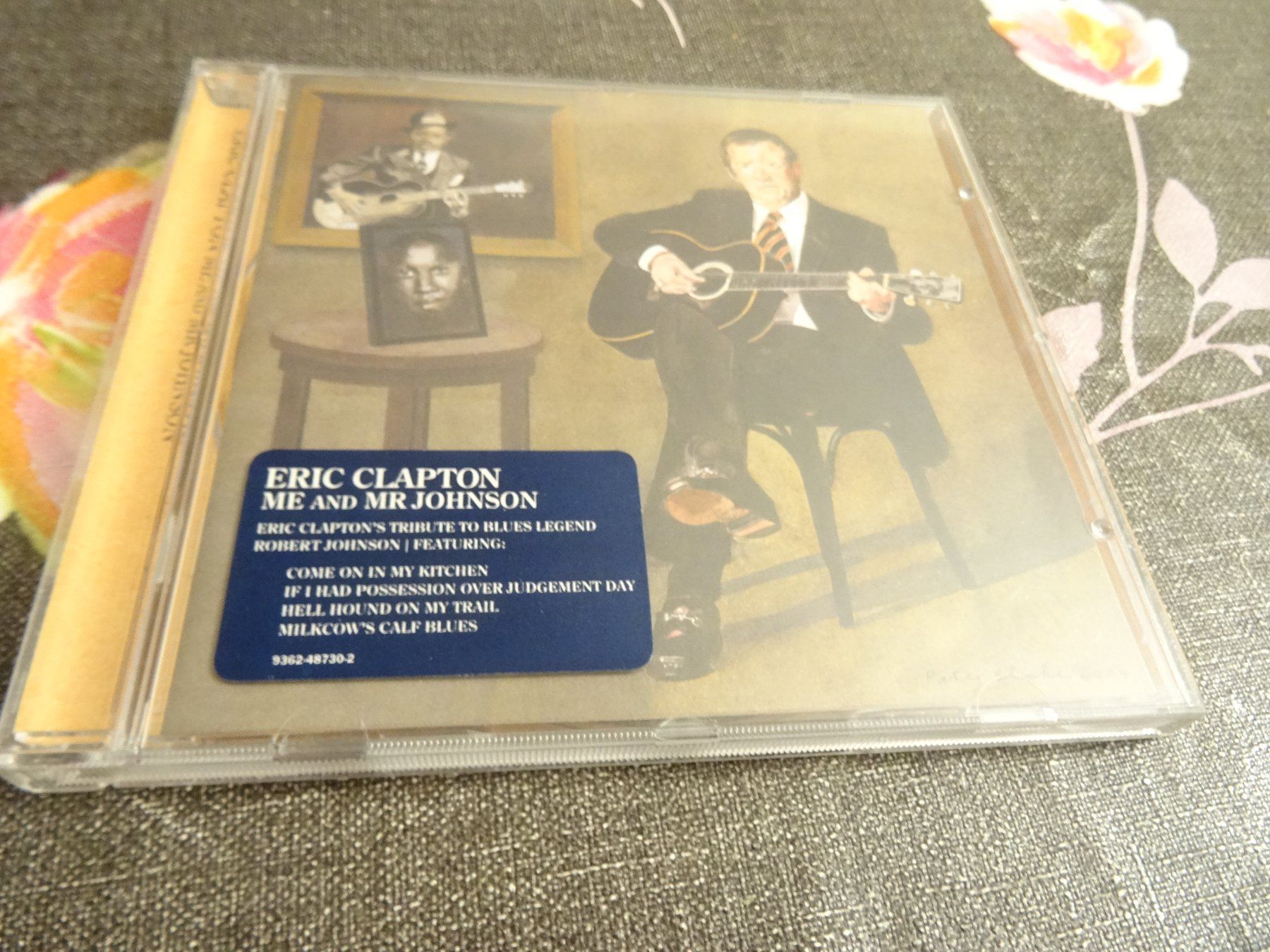 CD: Eric Clapton - me and mr. Johnson CD – Usato da Olten venduto da Disc-Ausverkauf