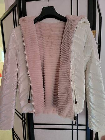Winterjacke, hell, Gr. S, neuwertig, Pelzimitat, warm!