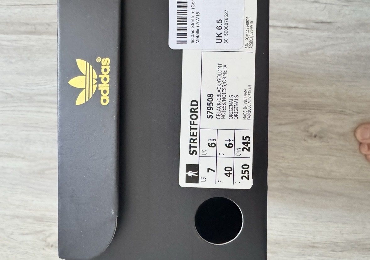 Adidas Scarpe da uomo: Adidas original Manchester United taille 40 – Nuovo e nell'imballaggio originale da Villars-sur-Glâne venduto da Gott0809 5